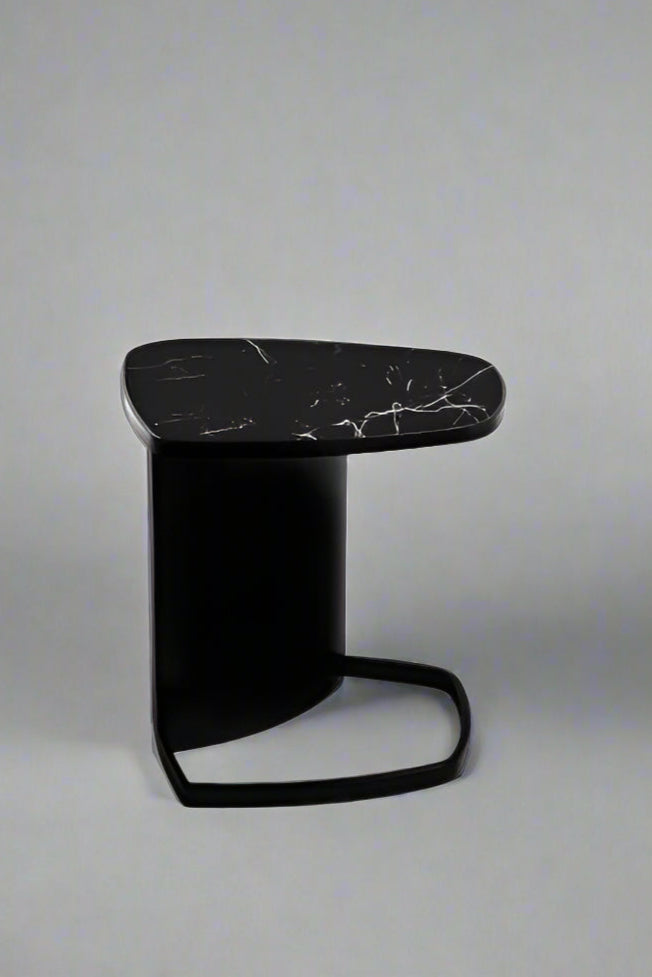 L-Shape Curve (Black Spanish Marble)