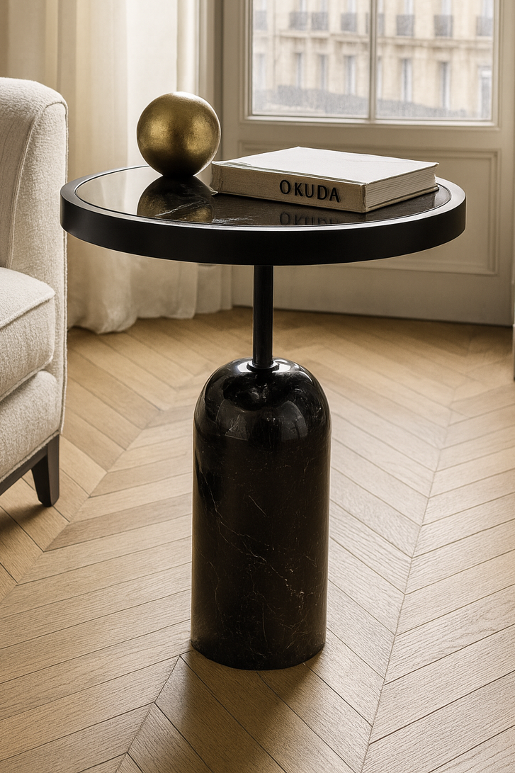 The Black Pedestal (Glass Surface)