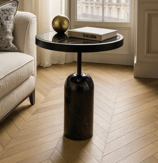 The Black Pedestal (Glass Surface)