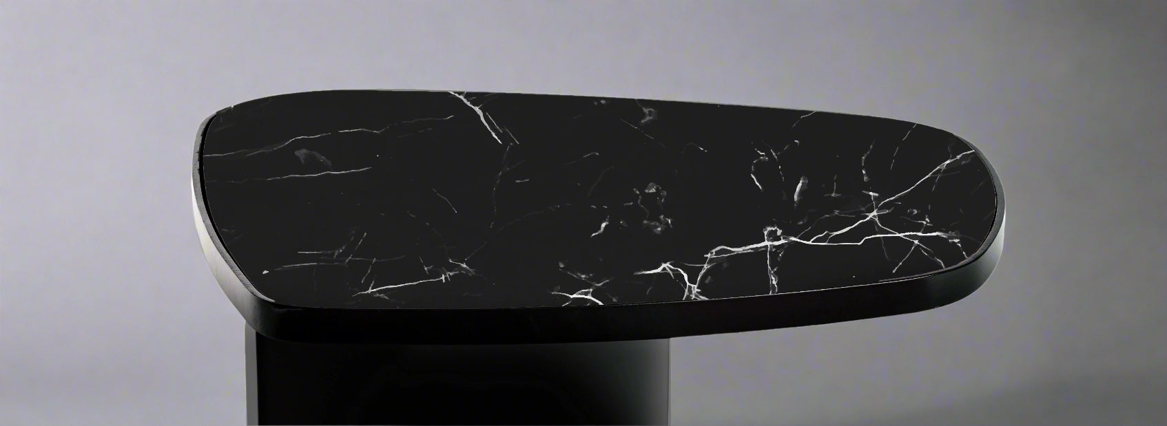 L-Shape Curve (Black Spanish Marble)