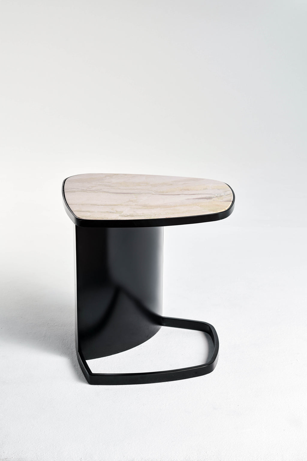 L-Shape Curve (Italian Beige Breccia Marble)